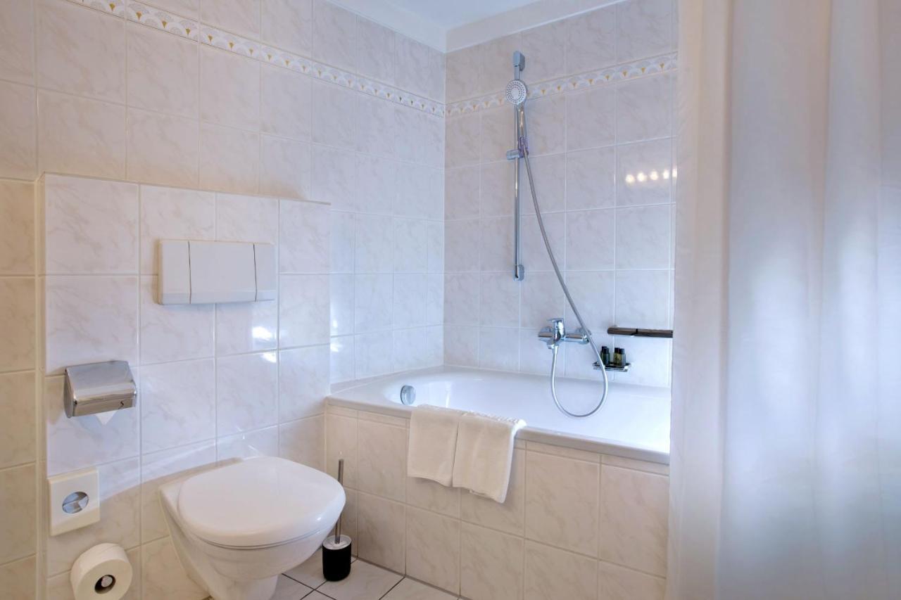 Hotel Rotkreuzplatz Мюнхен Экстерьер фото